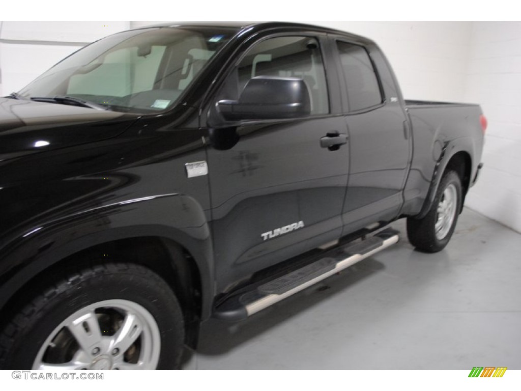 2007 Tundra SR5 Double Cab - Black / Graphite Gray photo #5