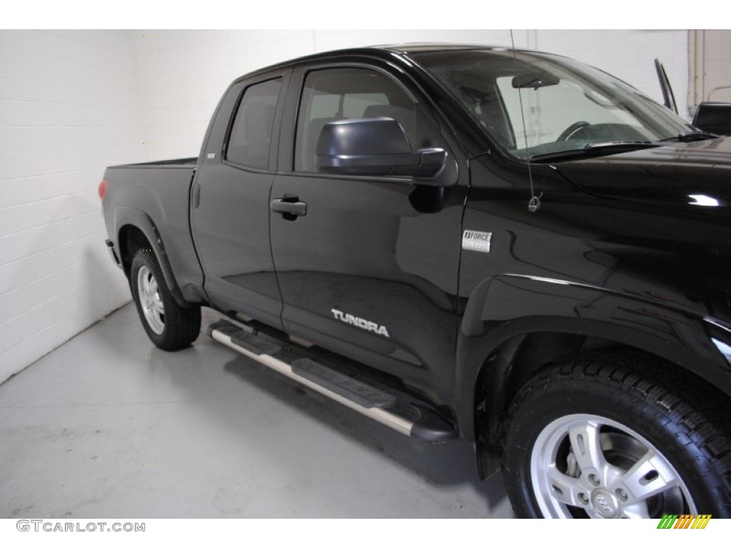 2007 Tundra SR5 Double Cab - Black / Graphite Gray photo #16