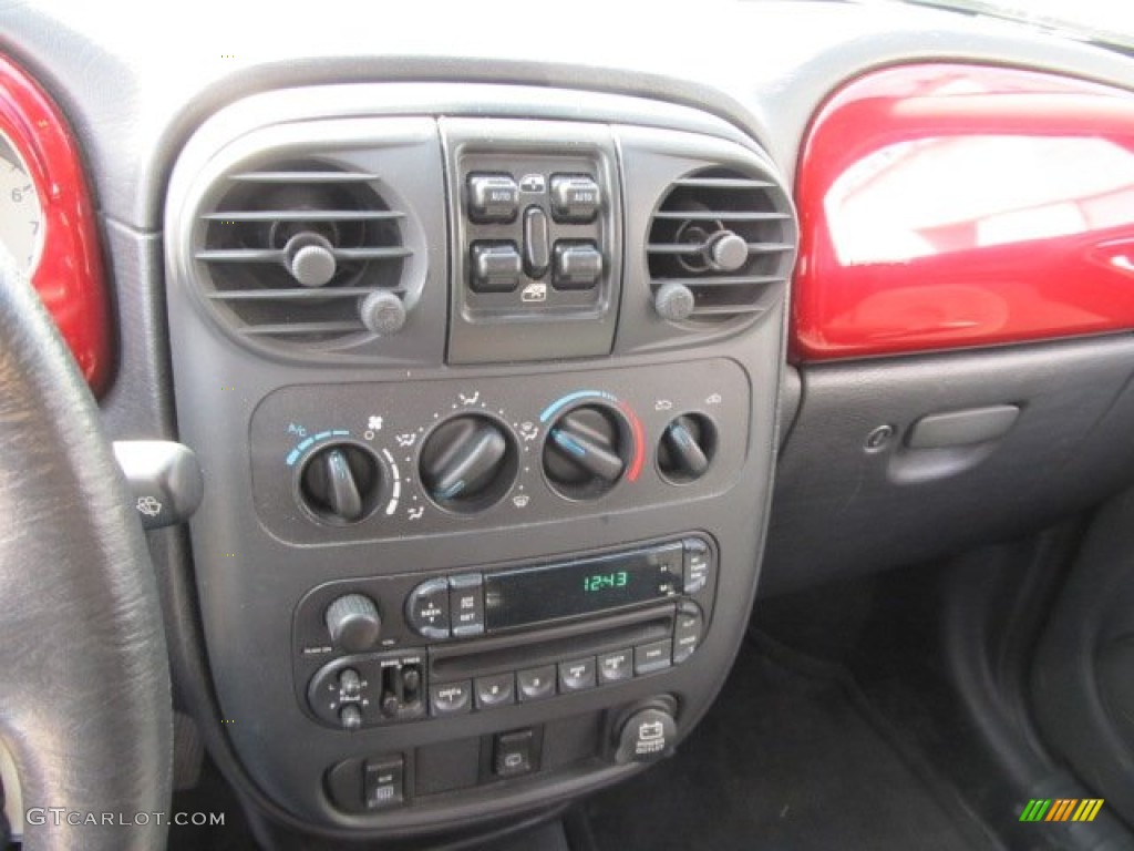 2004 Chrysler PT Cruiser Touring Controls Photo #61986664