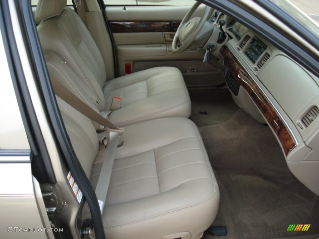 2004 Grand Marquis LS - Arizona Beige Metallic / Medium Parchment photo #20