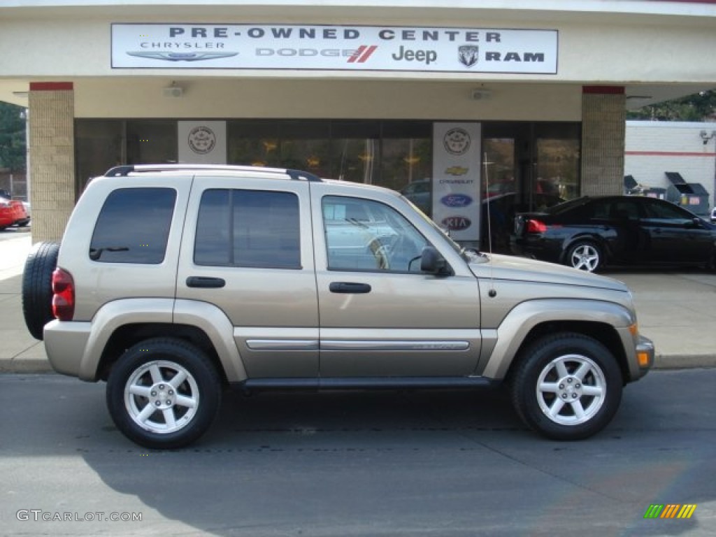 2007 Liberty Limited 4x4 - Light Khaki Metallic / Khaki photo #1