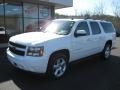 Summit White - Suburban 1500 LT 4x4 Photo No. 2