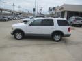 2002 Oxford White Ford Explorer XLT  photo #2