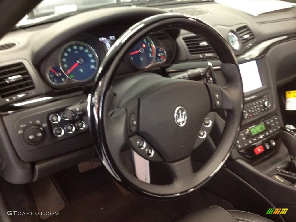 2012 Maserati GranTurismo Convertible GranCabrio Nero Steering Wheel Photo #61996434