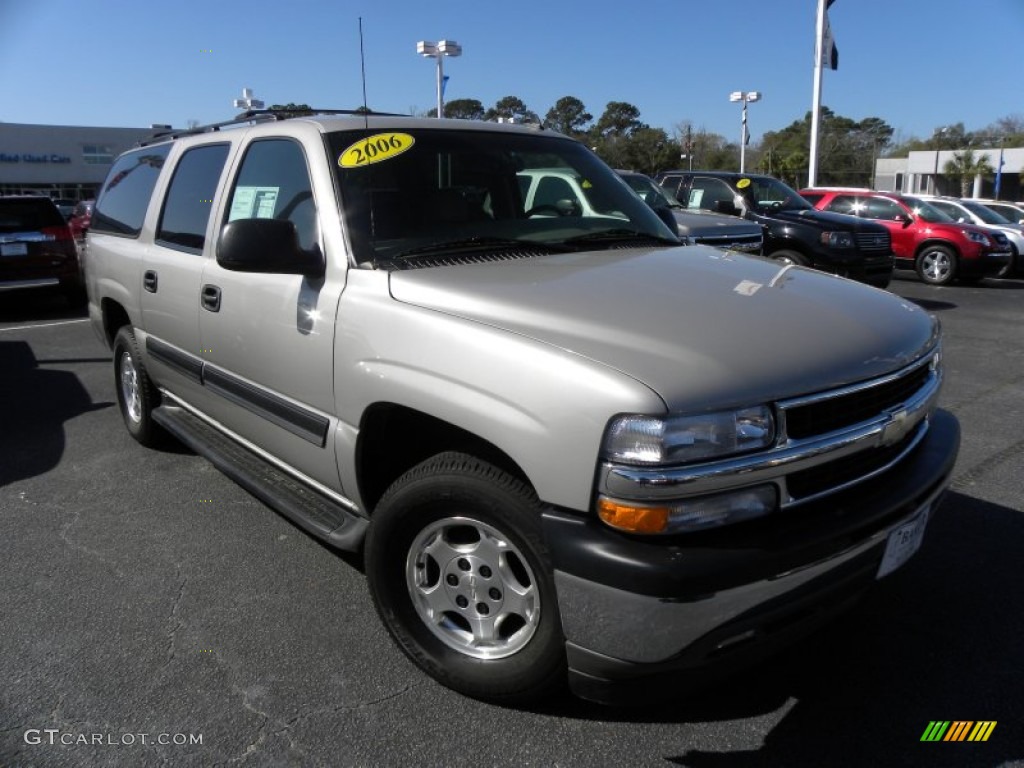 2006 Suburban LT 1500 - Sandstone Metallic / Tan/Neutral photo #1