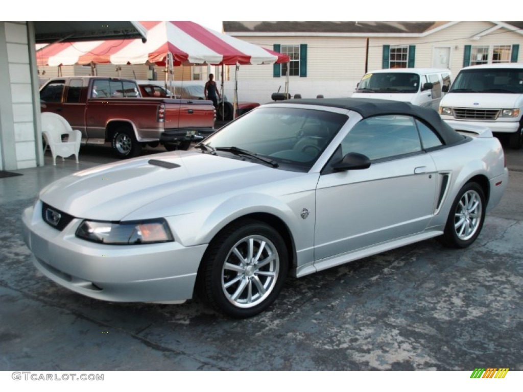 1999 Mustang GT Convertible - Silver Metallic / Dark Charcoal photo #3