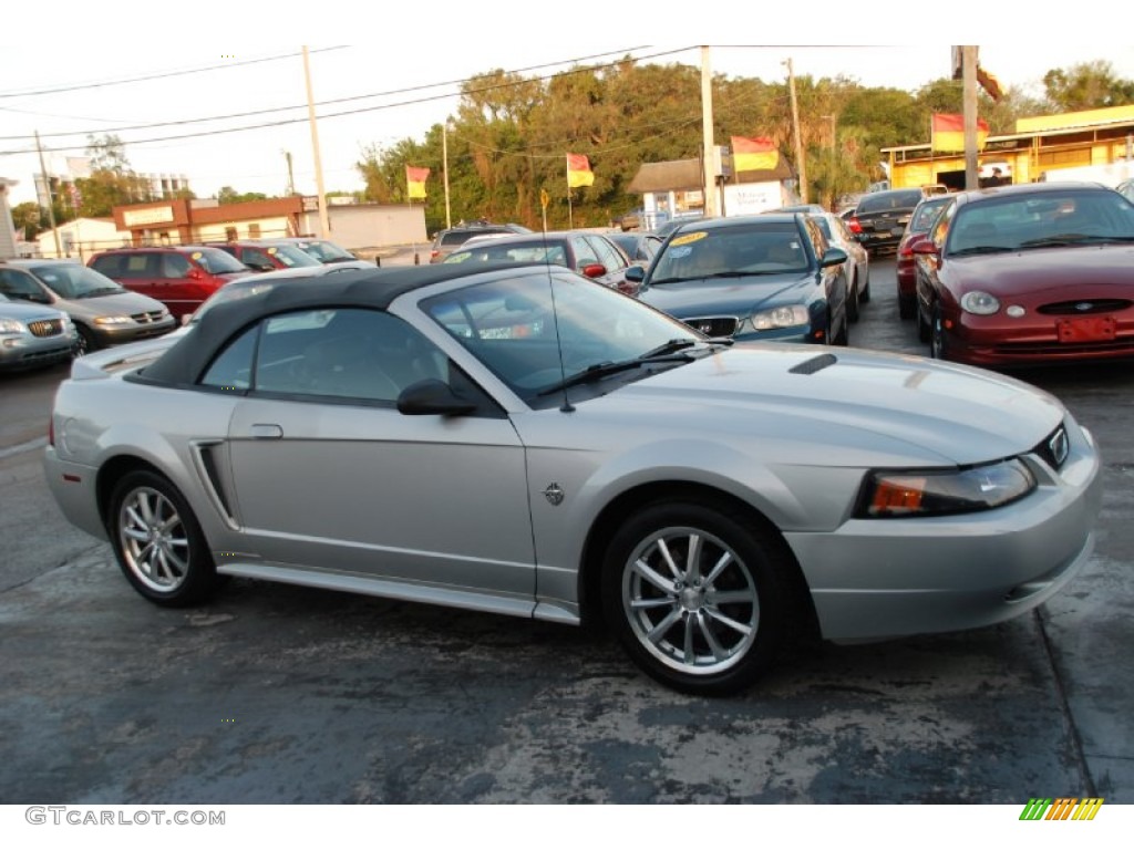 1999 Mustang GT Convertible - Silver Metallic / Dark Charcoal photo #4