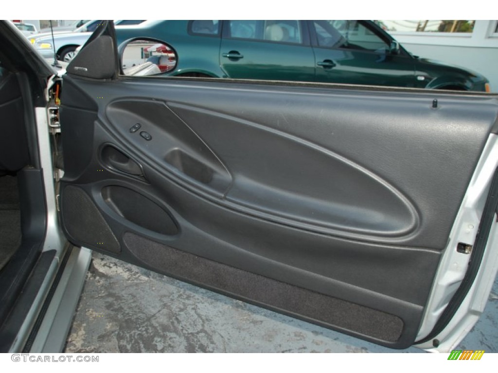 1999 Ford Mustang GT Convertible Dark Charcoal Door Panel Photo #61999474