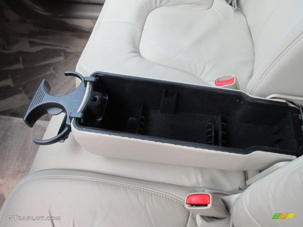 2002 Park Avenue  - White Diamond / Shale photo #15