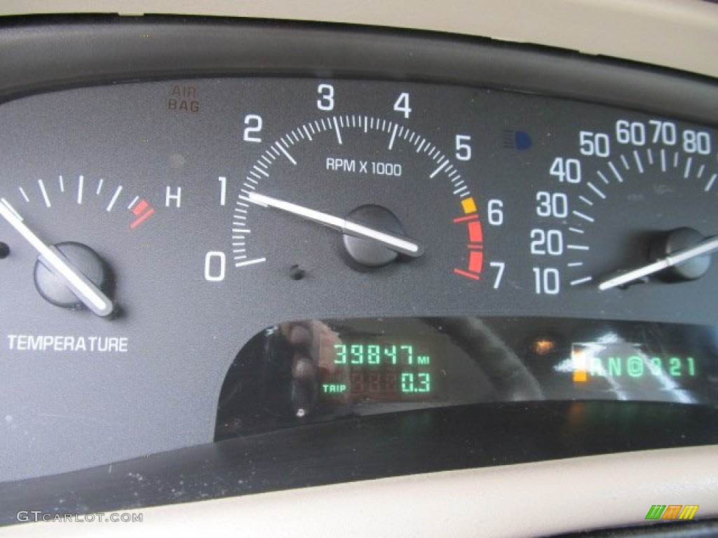 2002 Park Avenue  - White Diamond / Shale photo #25