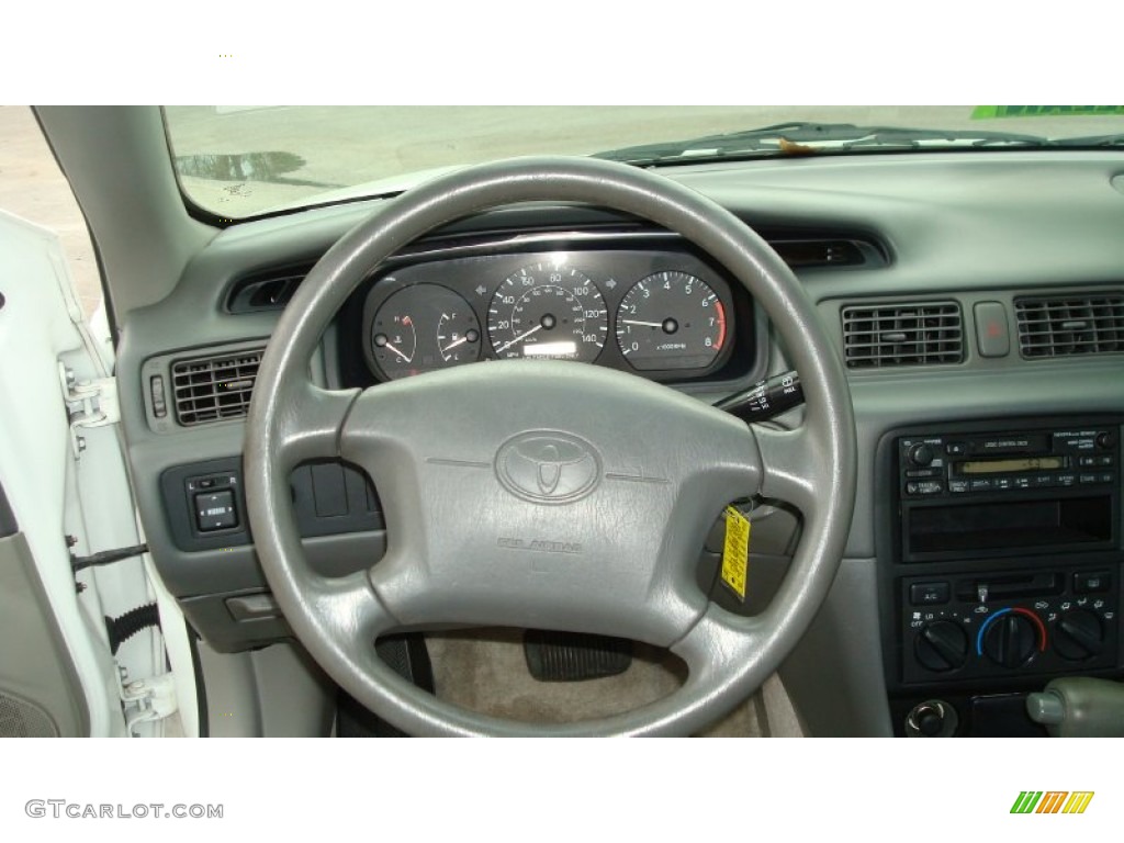1998 Camry CE - Super White / Gray photo #9