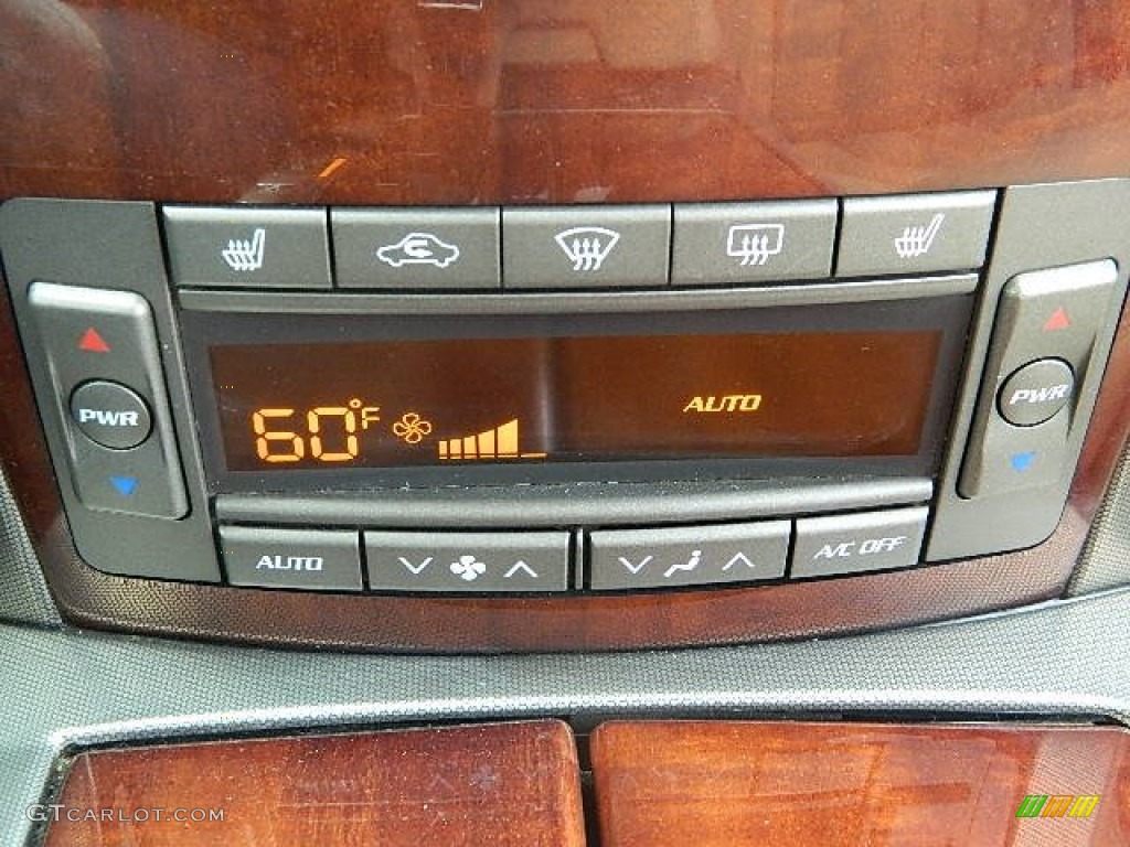 2007 Cadillac XLR Roadster Controls Photos