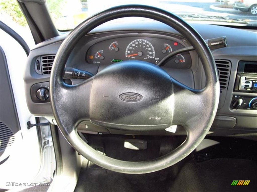 2002 Ford F150 XL SuperCab Medium Graphite Steering Wheel Photo #62011373