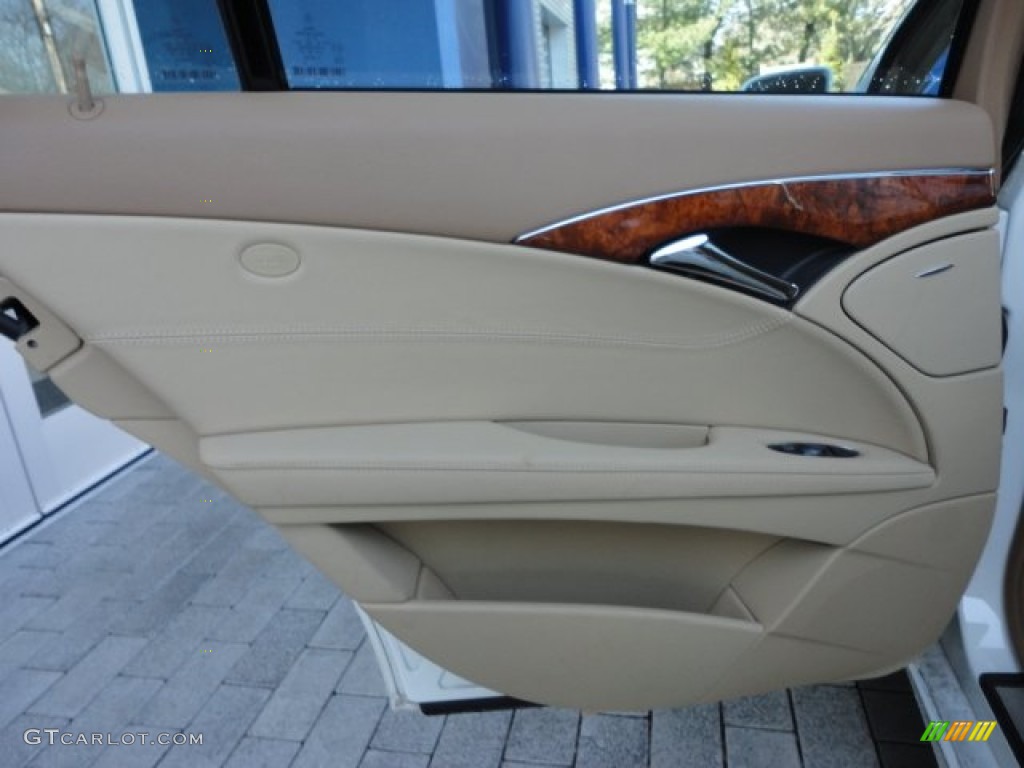 2009 Mercedes-Benz E 350 4Matic Sedan Cashmere Door Panel Photo #62012411