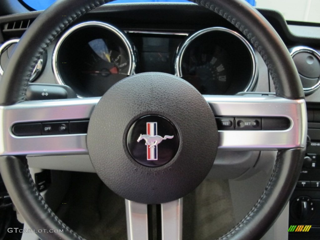 2006 Mustang V6 Premium Convertible - Black / Light Graphite photo #33
