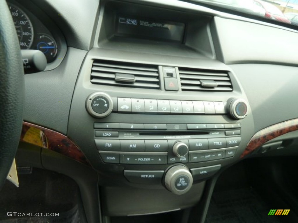 2012 Honda Accord Crosstour EX Controls Photo #62015370