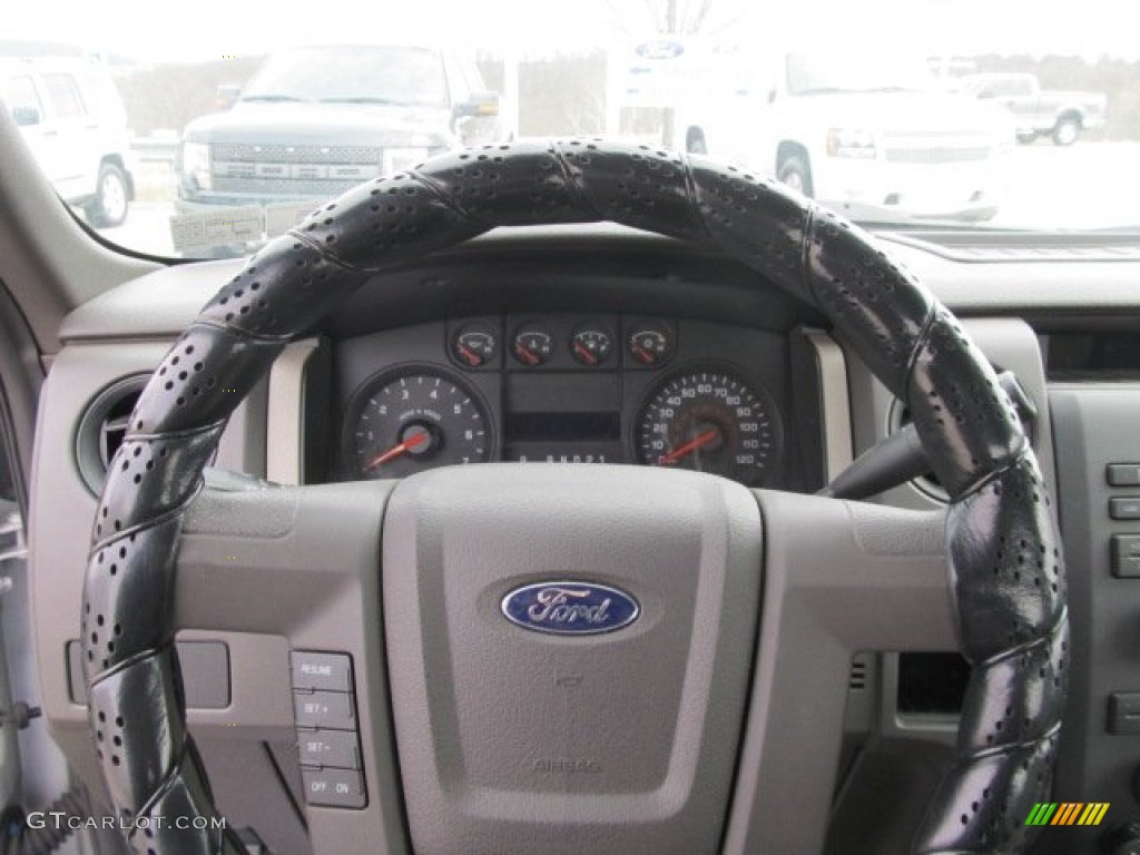 2009 F150 XL Regular Cab 4x4 - Brilliant Silver Metallic / Stone/Medium Stone photo #18