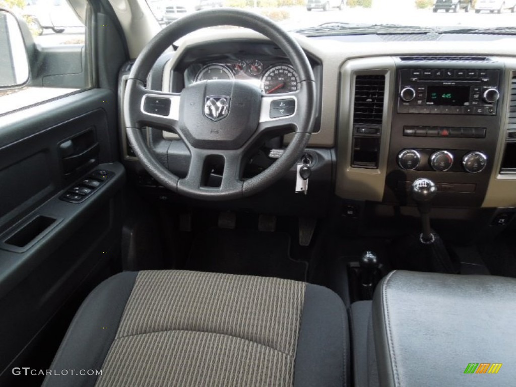 2010 Ram 3500 SLT Crew Cab 4x4 - Bright White / Dark Slate/Medium Graystone photo #15