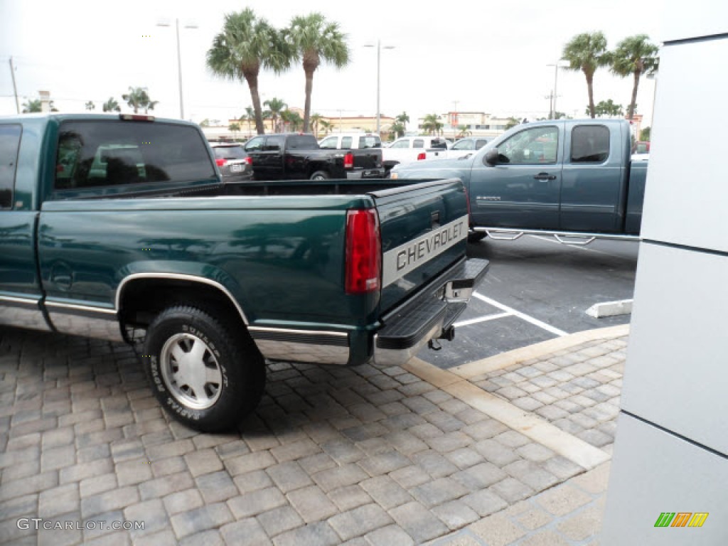 1997 C/K C1500 Silverado Extended Cab - Emerald Green Metallic / Neutral Shale photo #14