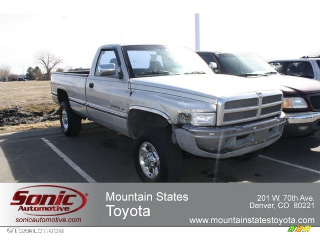 1997 Ram 2500 ST Regular Cab 4x4 - Light Driftwood Metallic / Gray photo #1