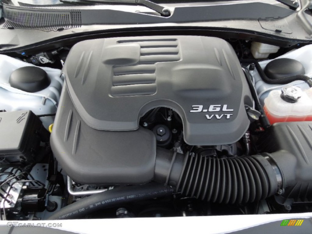 2012 Chrysler 300 Limited 3.6 Liter DOHC 24-Valve VVT Pentastar V6 Engine Photo #62016671