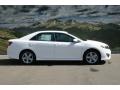 Super White - Camry SE Photo No. 2