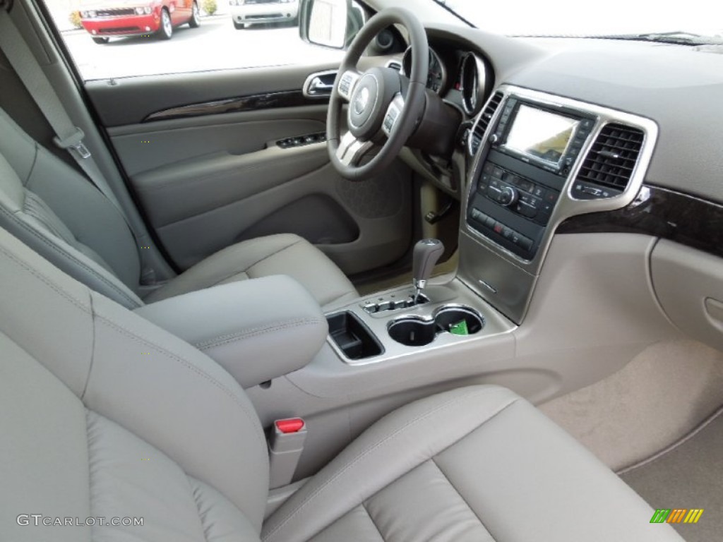 Dark Graystone/Medium Graystone Interior 2012 Jeep Grand Cherokee Laredo X Package 4x4 Photo #62017389