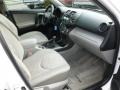 Super White - RAV4 I4 4WD Photo No. 9