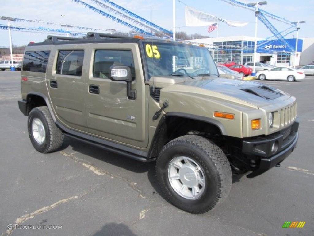 Desert Sand Metallic 2005 Hummer H2 SUV Exterior Photo #62022066