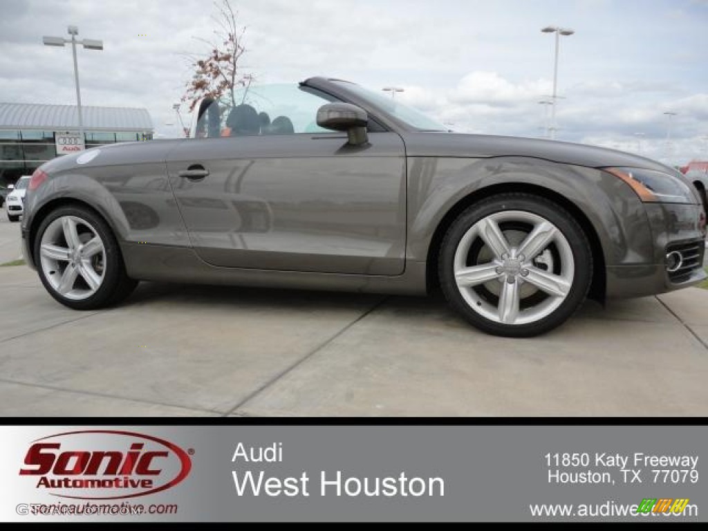 Dakota Grey Metallic Audi TT