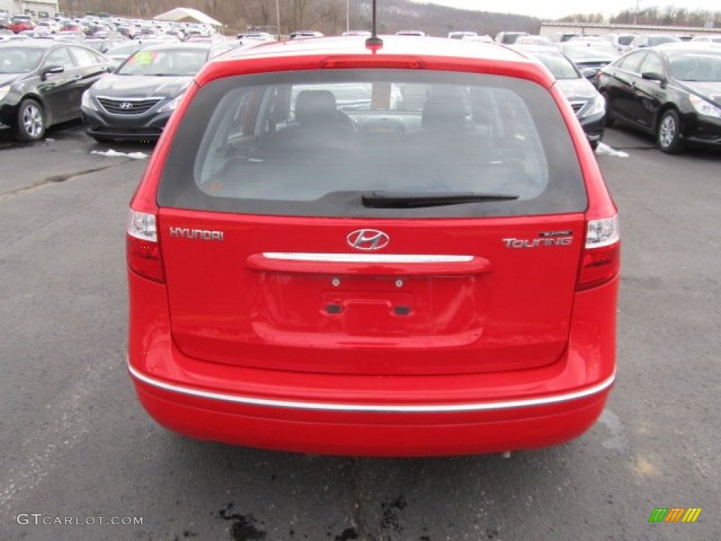 2009 Elantra Touring - Chilipepper Red / Black photo #9
