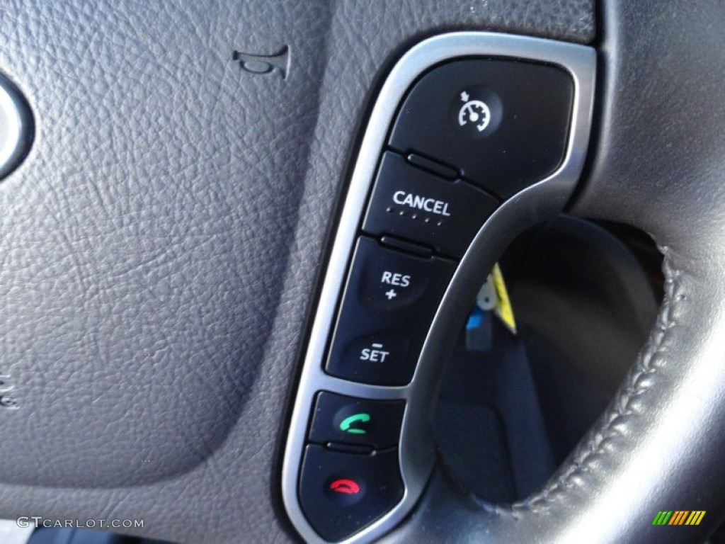 2010 Hyundai Santa Fe Limited 4WD Controls Photo #62028261