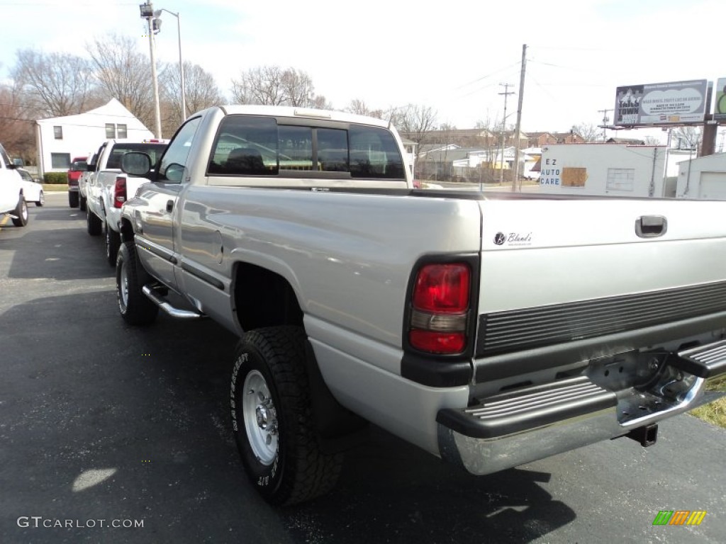 1999 Ram 2500 Laramie Regular Cab 4x4 - Light Driftwood Satin Glow / Mist Gray photo #20
