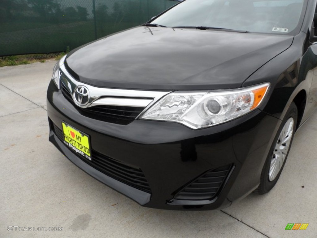 2012 Camry LE - Attitude Black Metallic / Ash photo #10