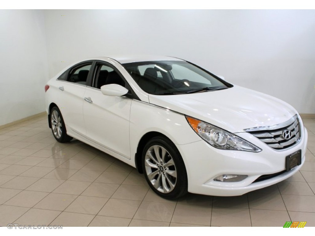 2011 Sonata SE - Shimmering White / Black photo #1