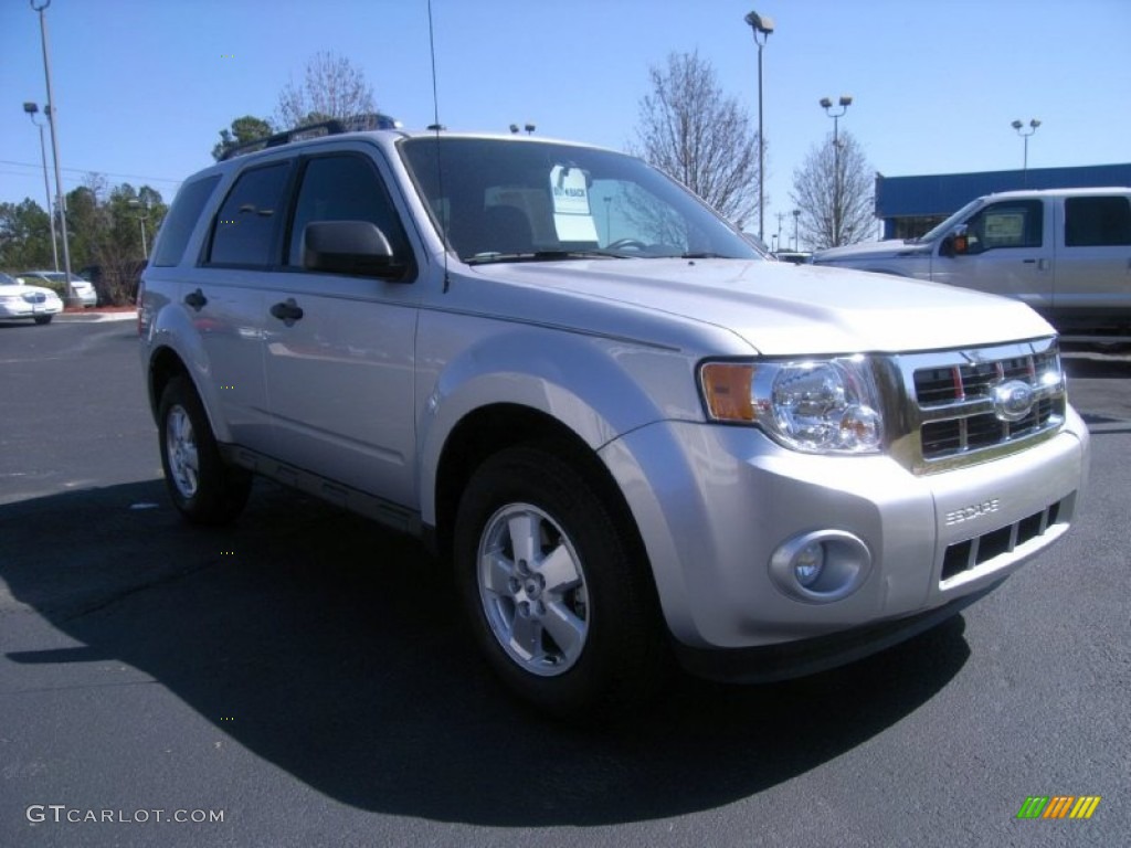 2012 Escape XLT V6 - Ingot Silver Metallic / Charcoal Black photo #3