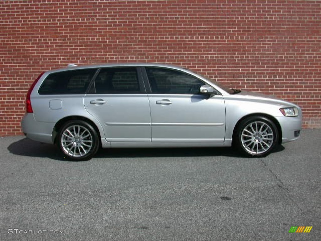 Silver Metallic 2009 Volvo V50 2.4i Exterior Photo #62037575