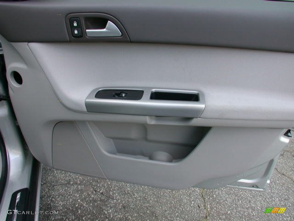 2009 V50 2.4i - Silver Metallic / Quartz photo #15