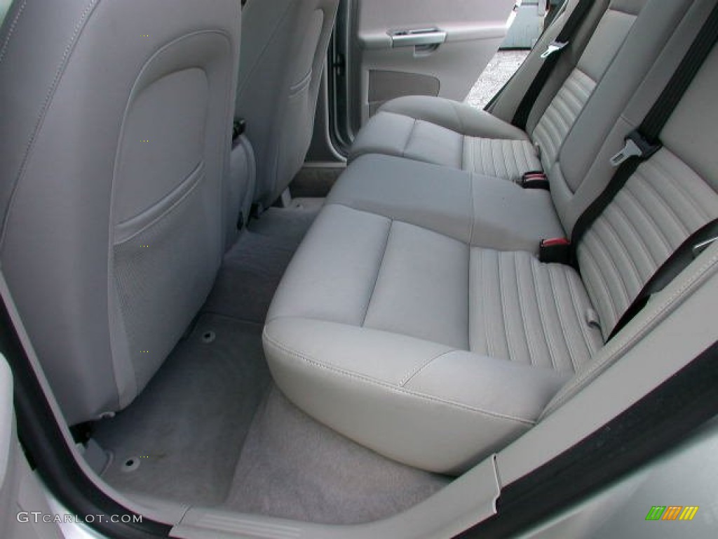 2009 V50 2.4i - Silver Metallic / Quartz photo #18