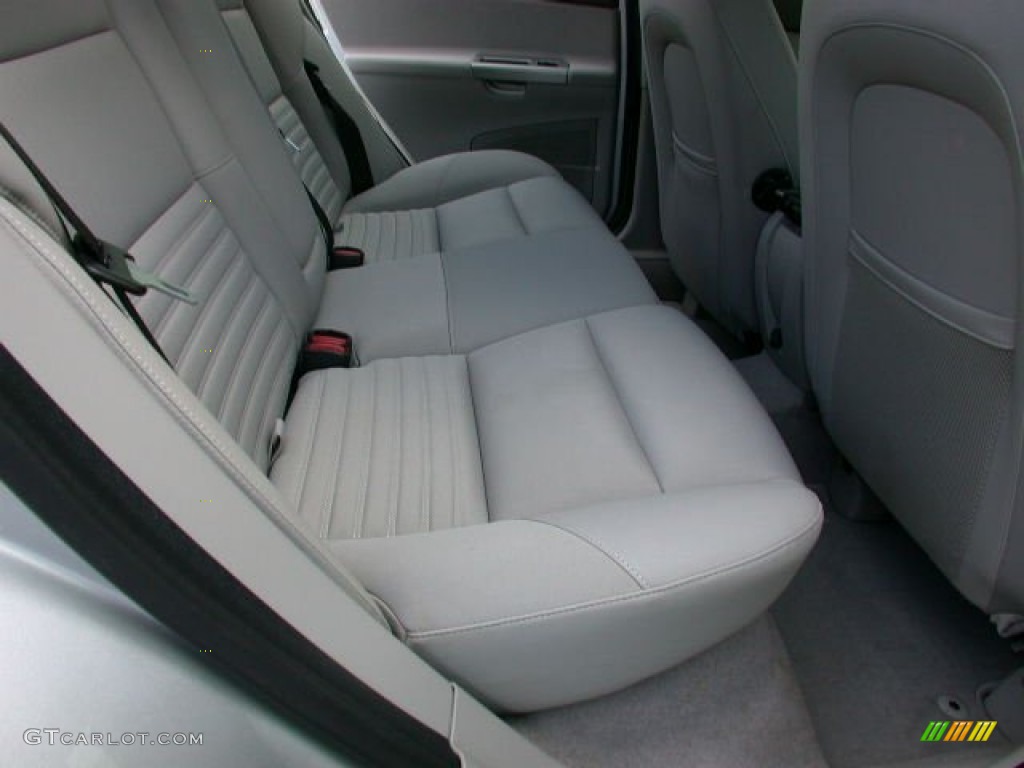 2009 V50 2.4i - Silver Metallic / Quartz photo #19