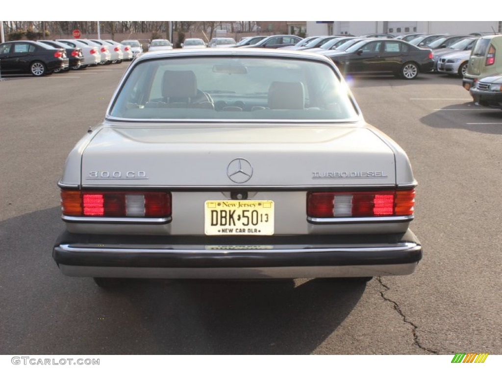 1985 E Class 300 CD Coupe - Champagne Metallic / Palomino photo #6