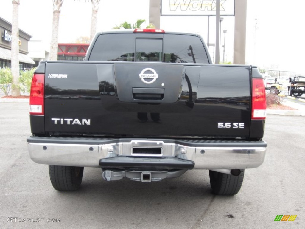 2005 Titan SE King Cab - Galaxy Black / Graphite/Titanium photo #6