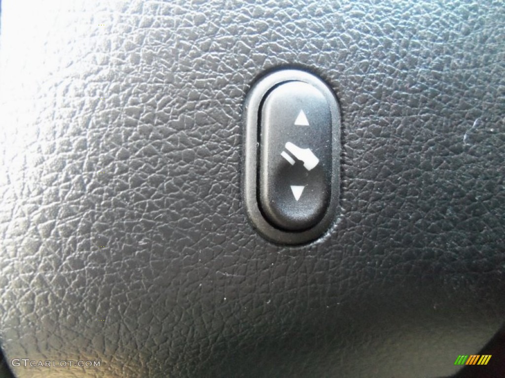 2005 F150 Lariat SuperCrew 4x4 - Black / Black photo #11