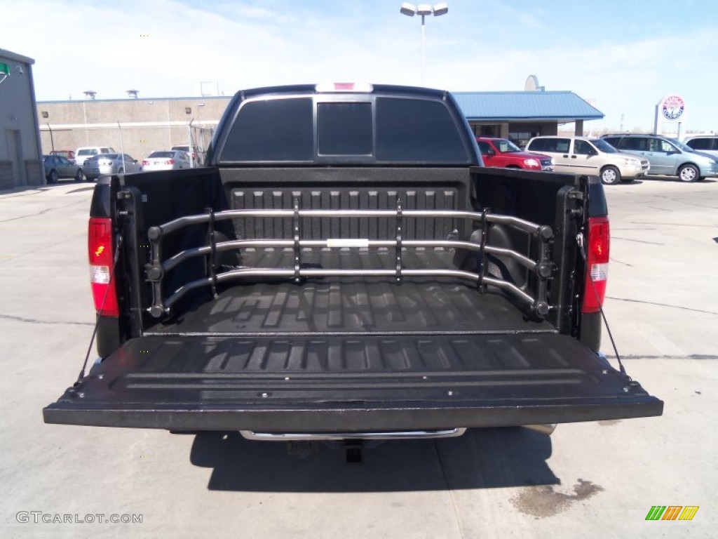 2005 F150 Lariat SuperCrew 4x4 - Black / Black photo #31