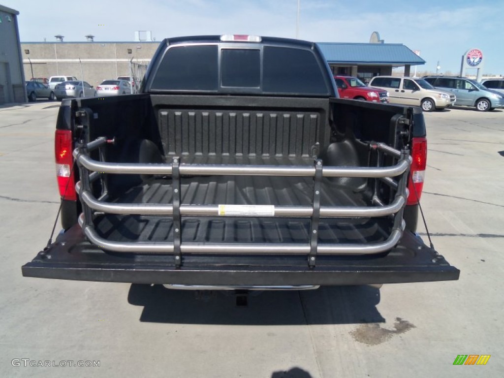 2005 F150 Lariat SuperCrew 4x4 - Black / Black photo #32