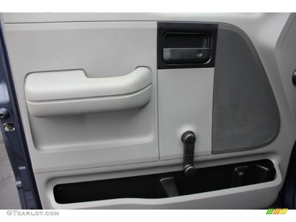 2005 F150 STX Regular Cab 4x4 - True Blue Metallic / Medium Flint Grey photo #7