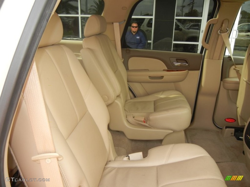 Light Tan Interior 2009 GMC Yukon SLT Photo #62046732