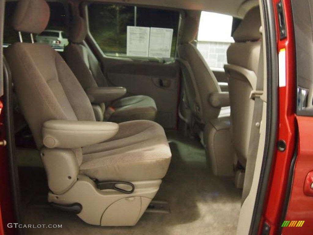 2001 Grand Caravan EX - Inferno Red Pearlcoat / Taupe photo #13