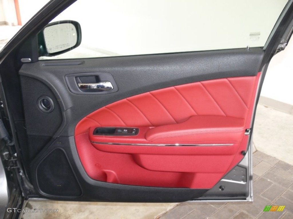 2011 Dodge Charger R/T Plus Black/Radar Red Door Panel Photo #62048991
