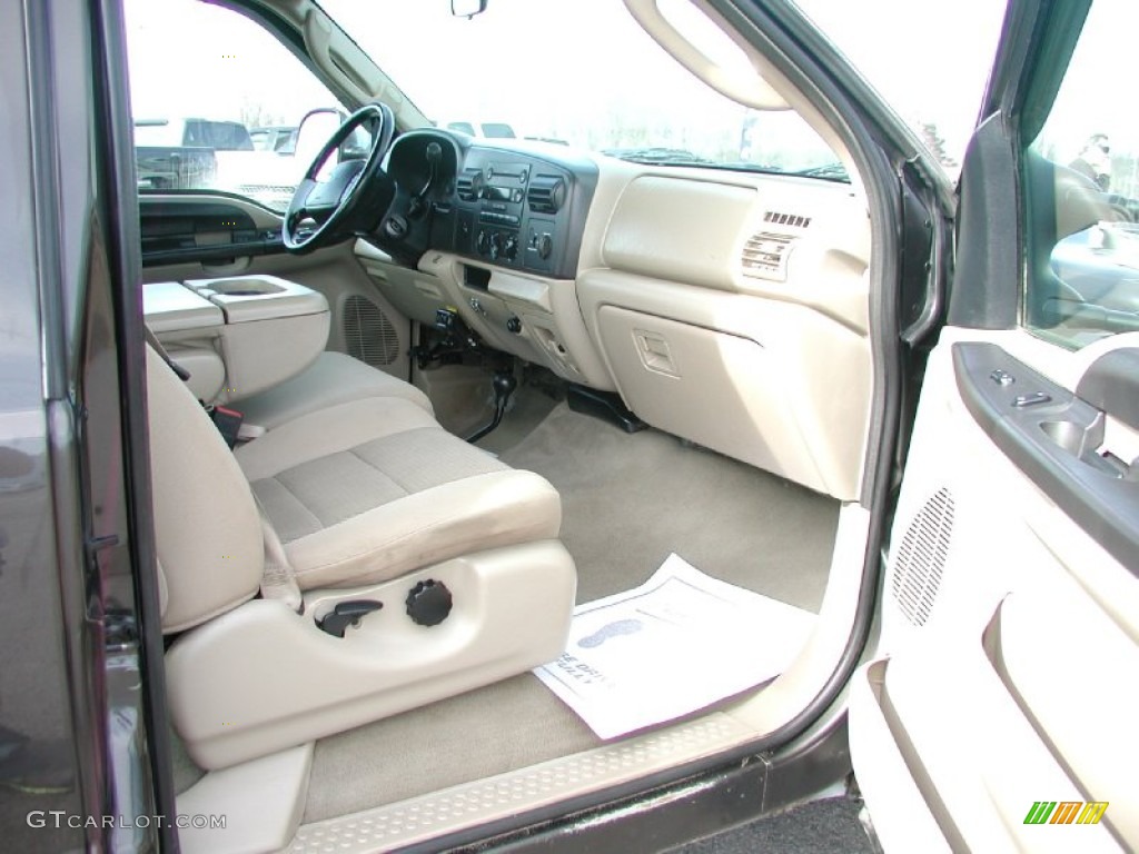 2005 F350 Super Duty XLT SuperCab 4x4 - Dark Stone Metallic / Tan photo #43